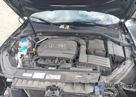 2017 Volkswagen Passat 1.8T S z USA, uszkodzony, nr VIN 1VWAT7A38HC043814